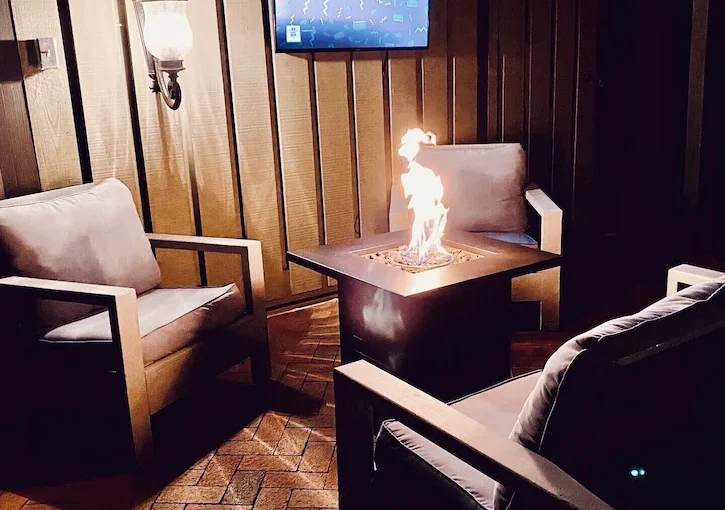 cozy nook treehouse1