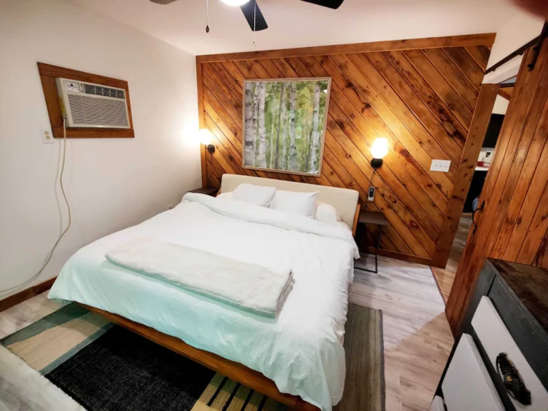 eagle treehouse bedroom
