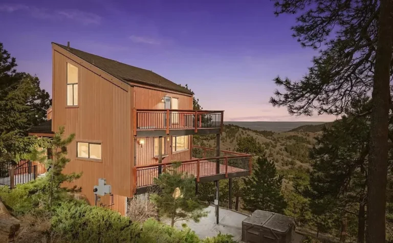 A Cabin in the Clouds2