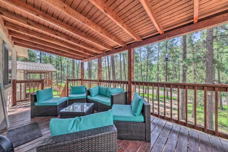 Charming-Ruidoso-Home-with-Deck-and-Forest-Views1