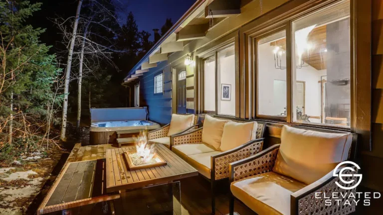 Spacious Mountain Getaway1