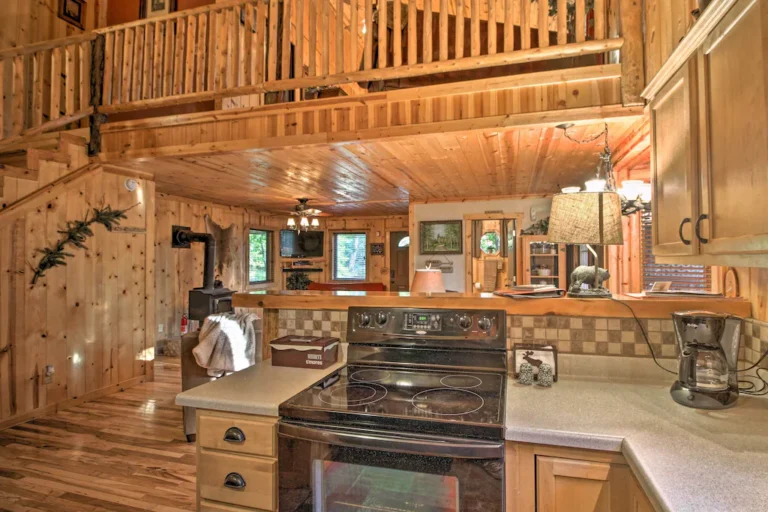 Cabin on Table Rock Lake2