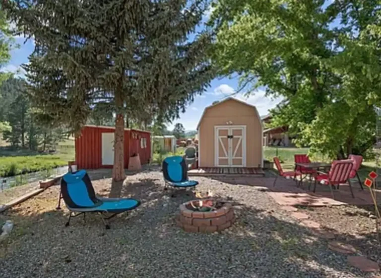 Fishing Cabin2