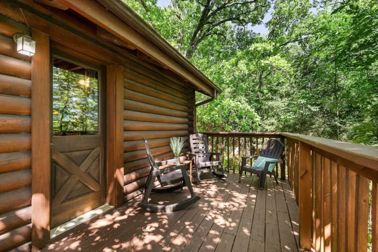 Genuine Log Cabin3