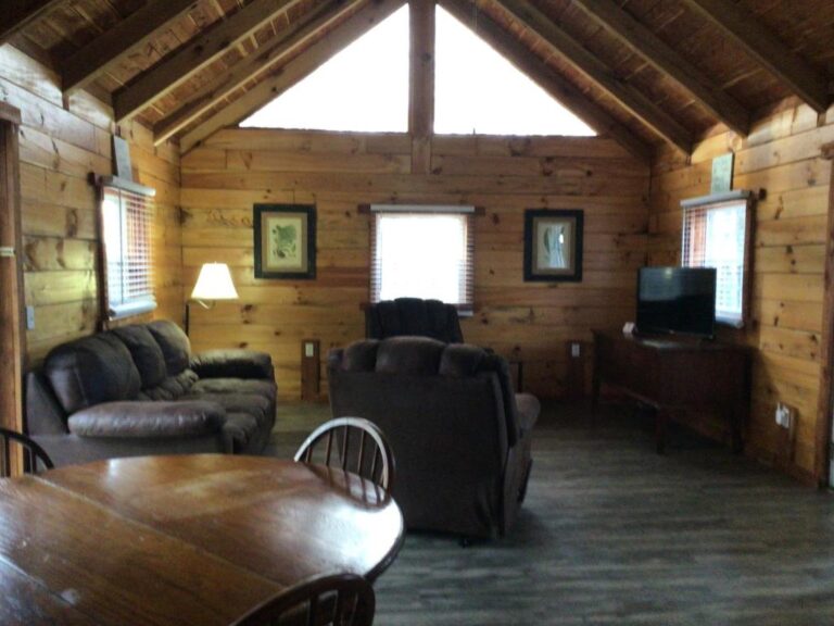 Kozy Haven Log Cabin Rentals3