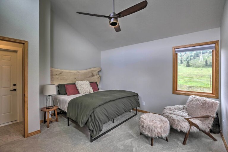 NEW-Modern-Evergreen-Duplex-Directly-Off-I-70-1.jpeg