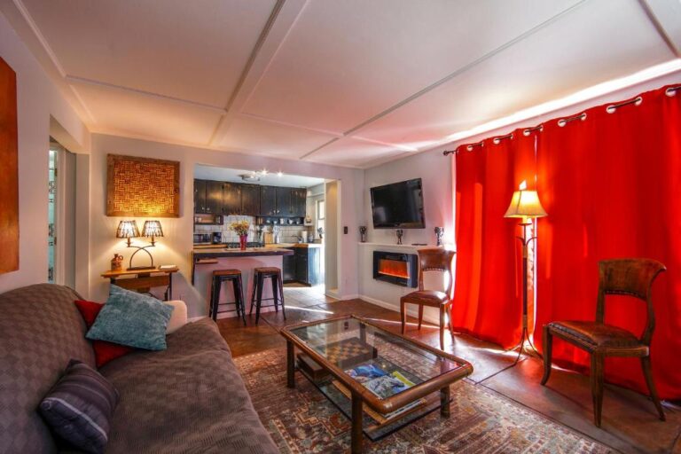 Serene mountain getaway 1