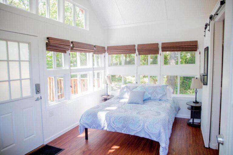The Cottage Treehouses2