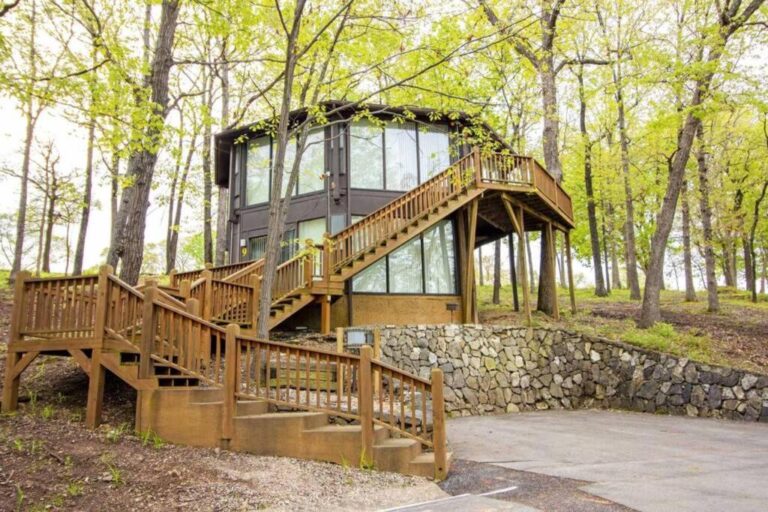 Treetop 2 Bedroom Villa1