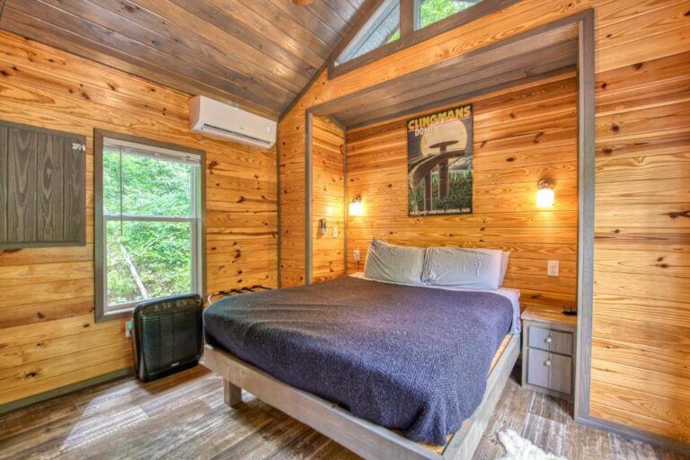 Triple 7's Hideaway1