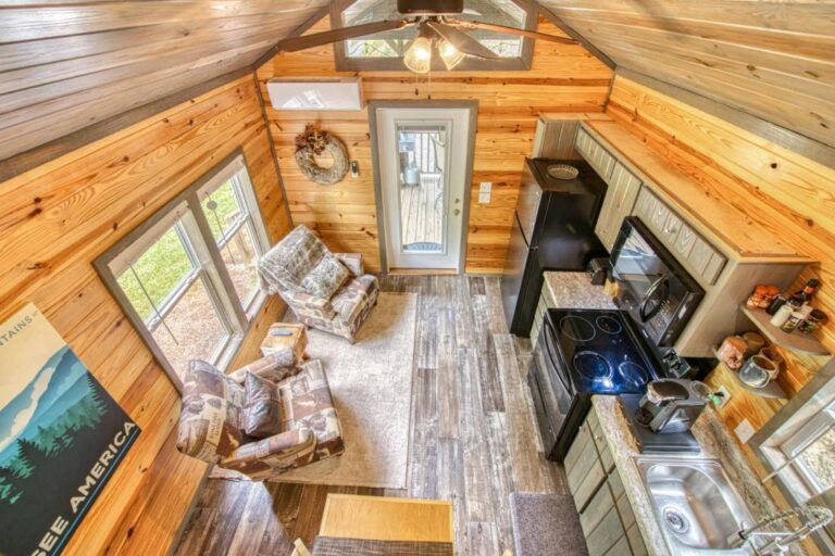 Triple 7's Hideaway2