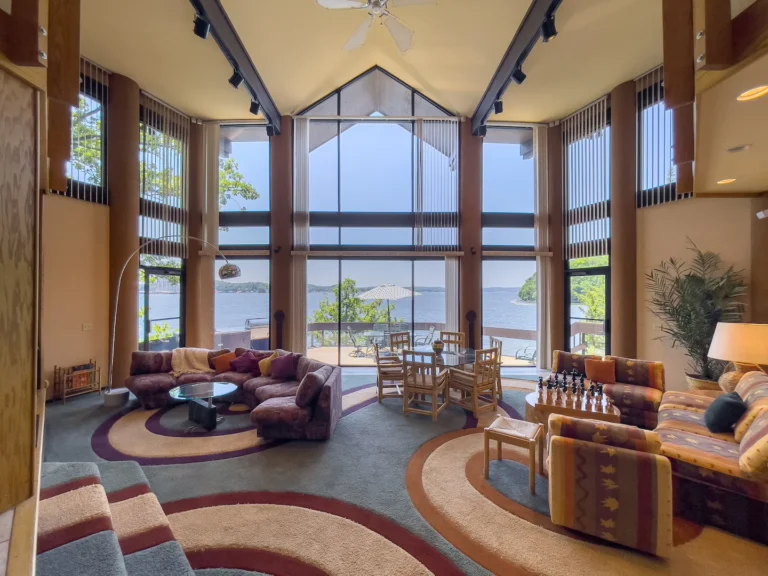 3a33bd2f-c283-40a2-92d9-6d896c83db46