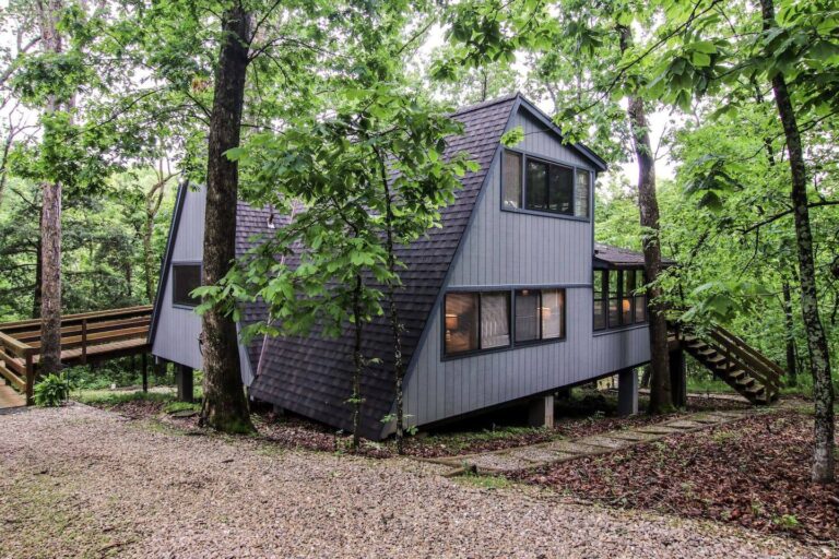 5afc068a-165d-45e5-975d-11df71c4db72