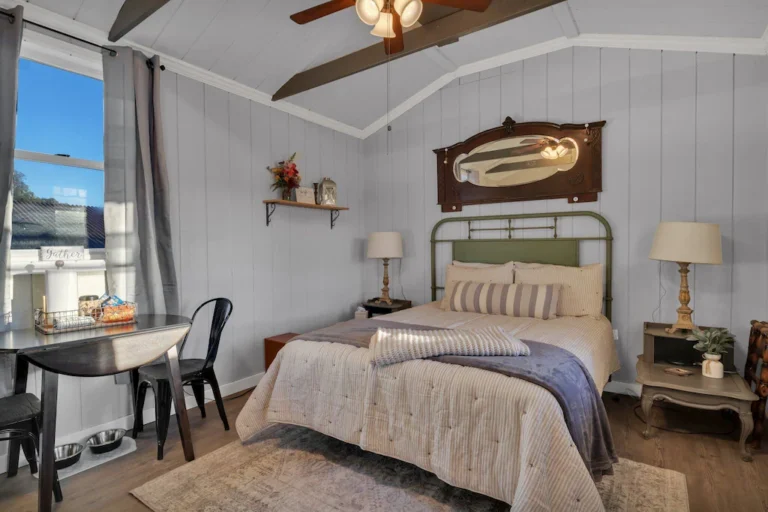 Bunkhouse Cabin1