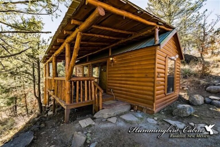 Hideout-Cabin-Perfect-couples-Hideout-With-hot-tub.2.jpeg