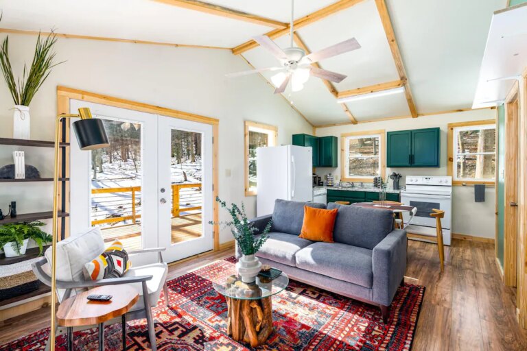 Huge-Deck-LakeBeach-FirePit-WiFi-at-Cozy-Cabin1.jpeg