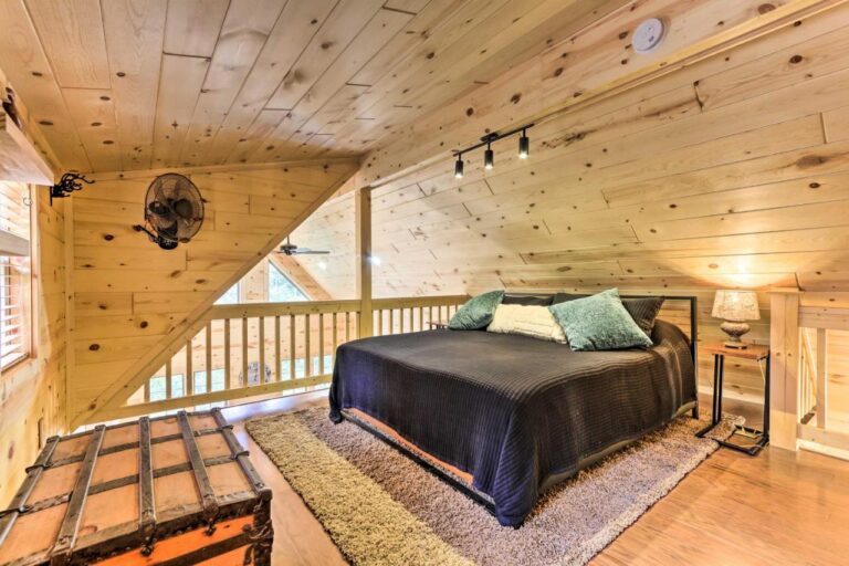 Idyllic-Cabin-in-the-Heart-of-Hocking-Hills4