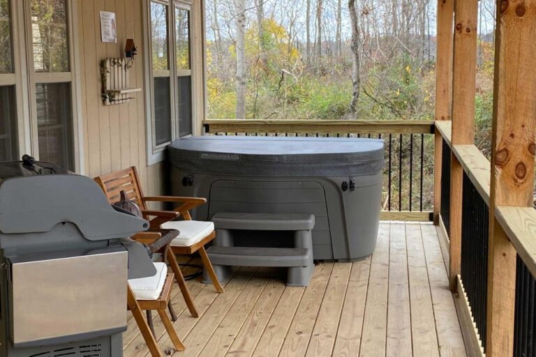 Idyllic-Cabin-in-the-Heart-of-Hocking-Hills5
