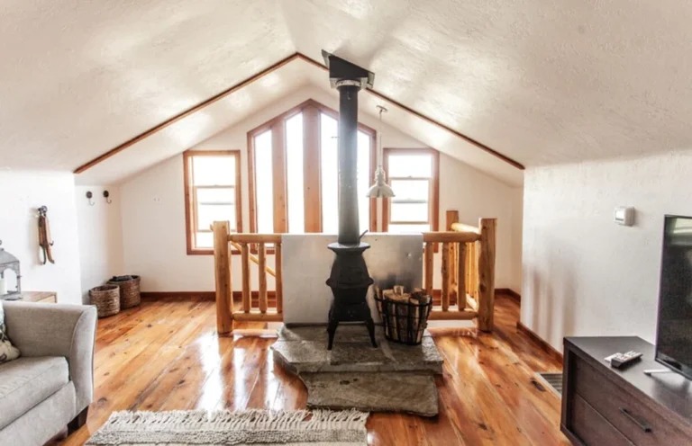 Mountain Hideaway2