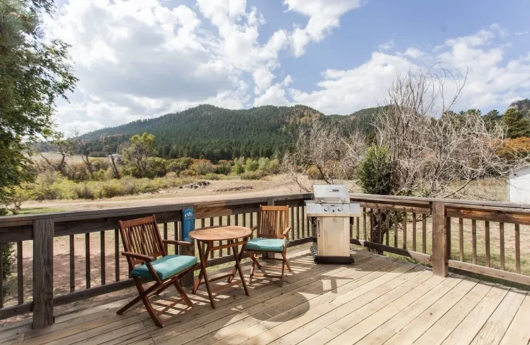 Mountain Hideaway4