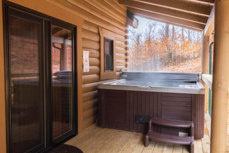 Pine-Creek-Horsemans-Camp-Hocking-Hills-Cabins3