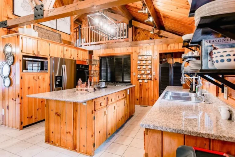 Shade Tree Cabin 1