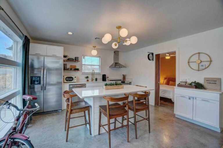 Contemporary Cottage3