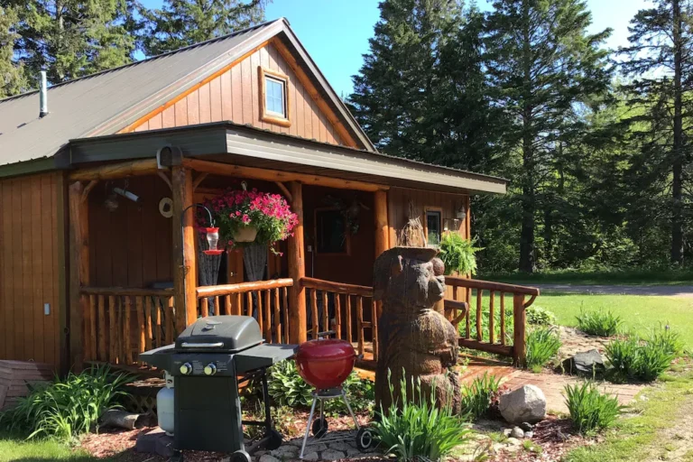 Lake Superior Cabin2