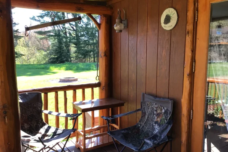 Lake Superior Cabin3