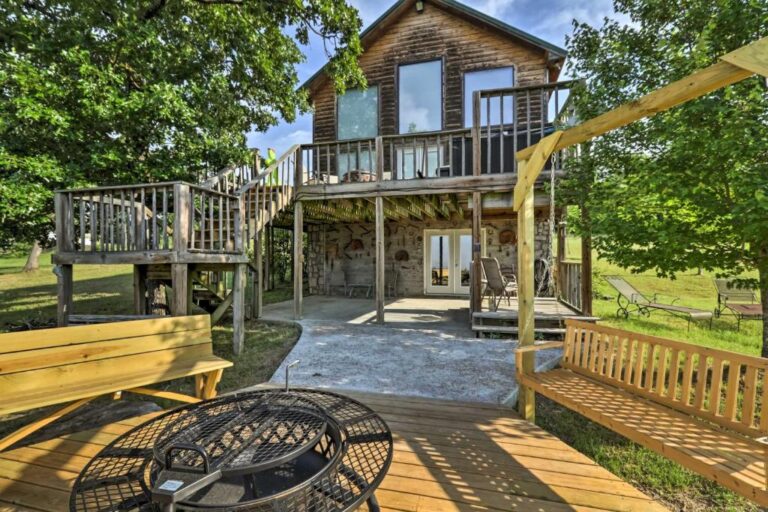 Lamar Cabin