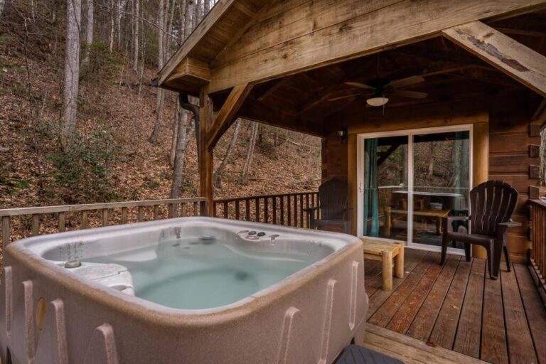 Log Cabin Tiny Home