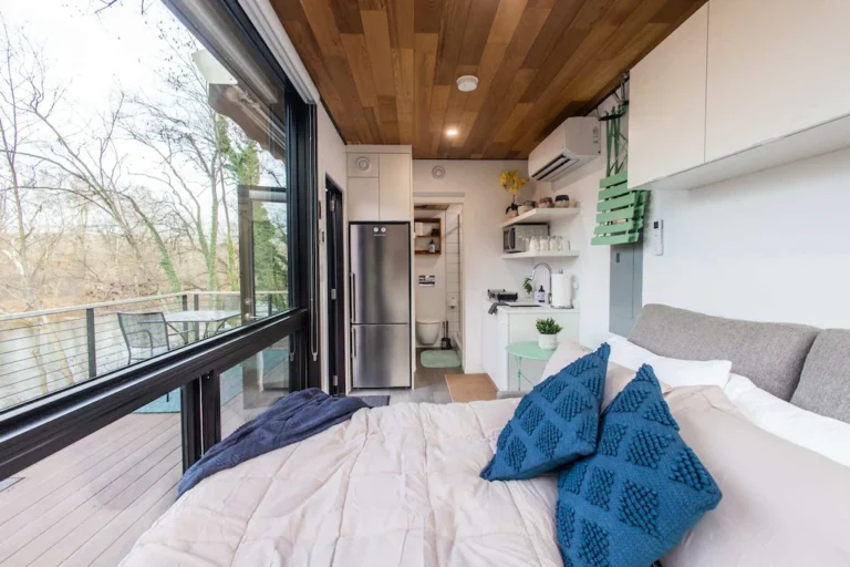 Modern Riverside Cabin1