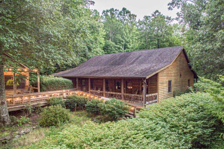 Mount Mitchell Eco Retreat1