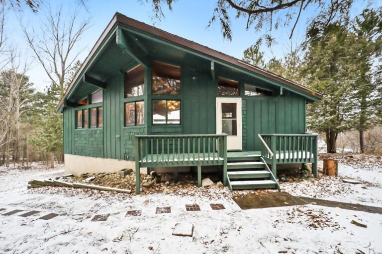 Petoskey Stone Lodge