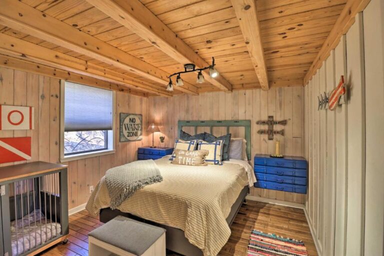Scenic Greers Ferry Cabin2