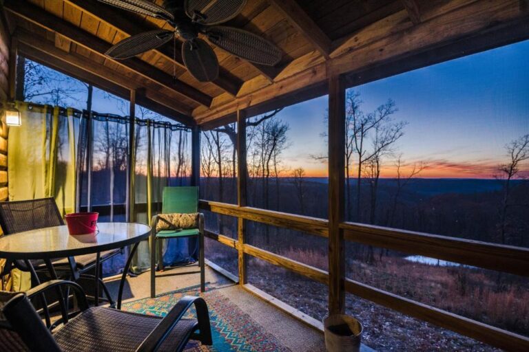 Still Point Cabin2