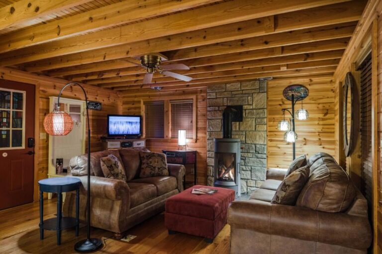 Still Point Cabin3