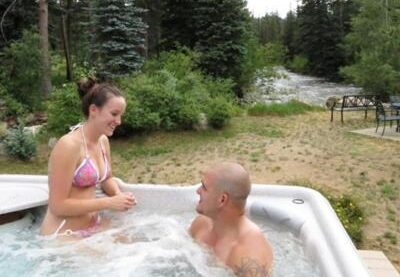 Swiftcurrent Lodge 4