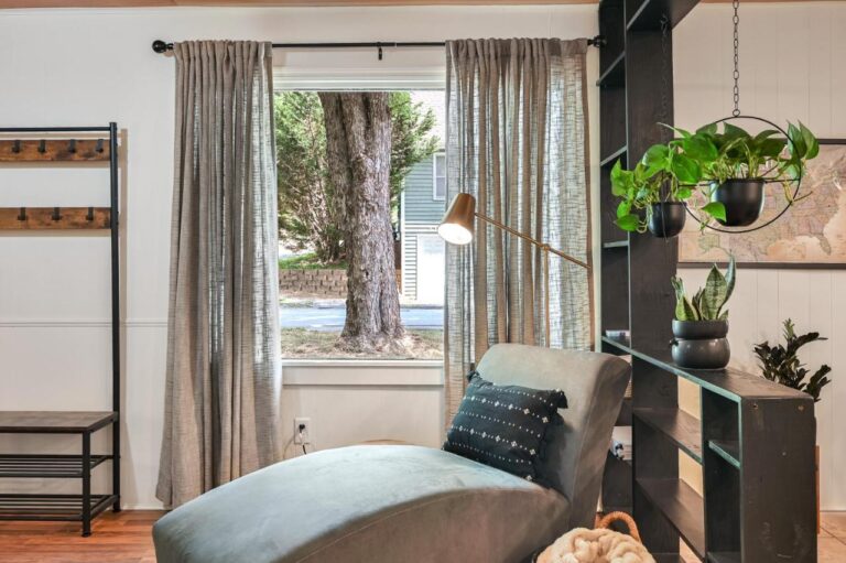 Wellington-Cottage-2br-Modern-Boho-4