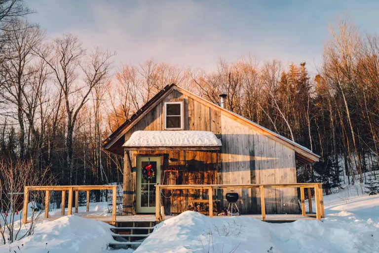 Luxury Off Grid Romantic Cabin